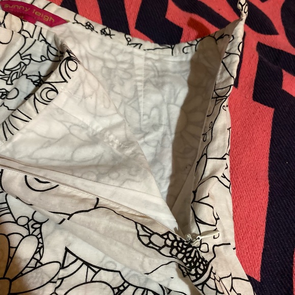 NWOT Sunny Leigh skirt with embroidery flowers. Measurements added - Picture 6 of 14